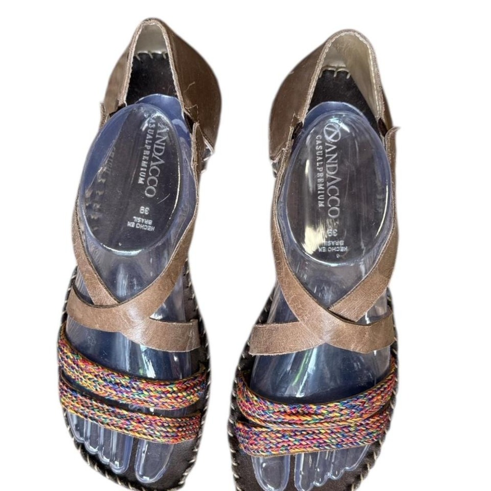 Brown leather sandals with colorful straps #leathersandals